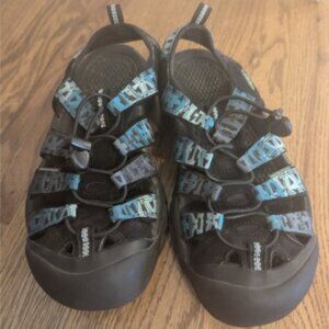 Keen Newport H2 Sandals Womens 8 Closed Toe Outdoor Hiking Shoes Waterproof